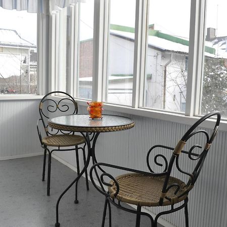 Apartment Hotel Kuukkarin Kortteeri Pori Exterior photo