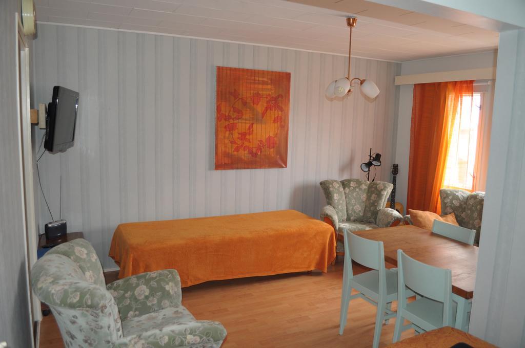 Apartment Hotel Kuukkarin Kortteeri Pori Exterior photo